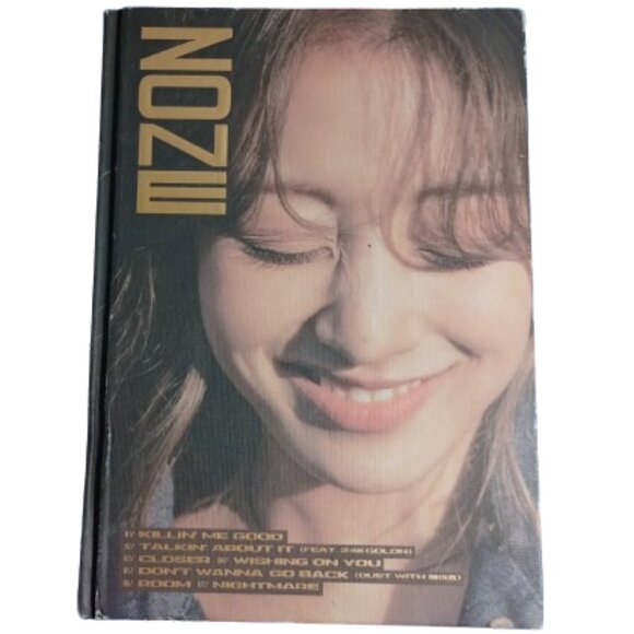 JIHYO ZONE The 1st Mini Album With Photo Book *Wear on book cover* - Picture 1 of 8